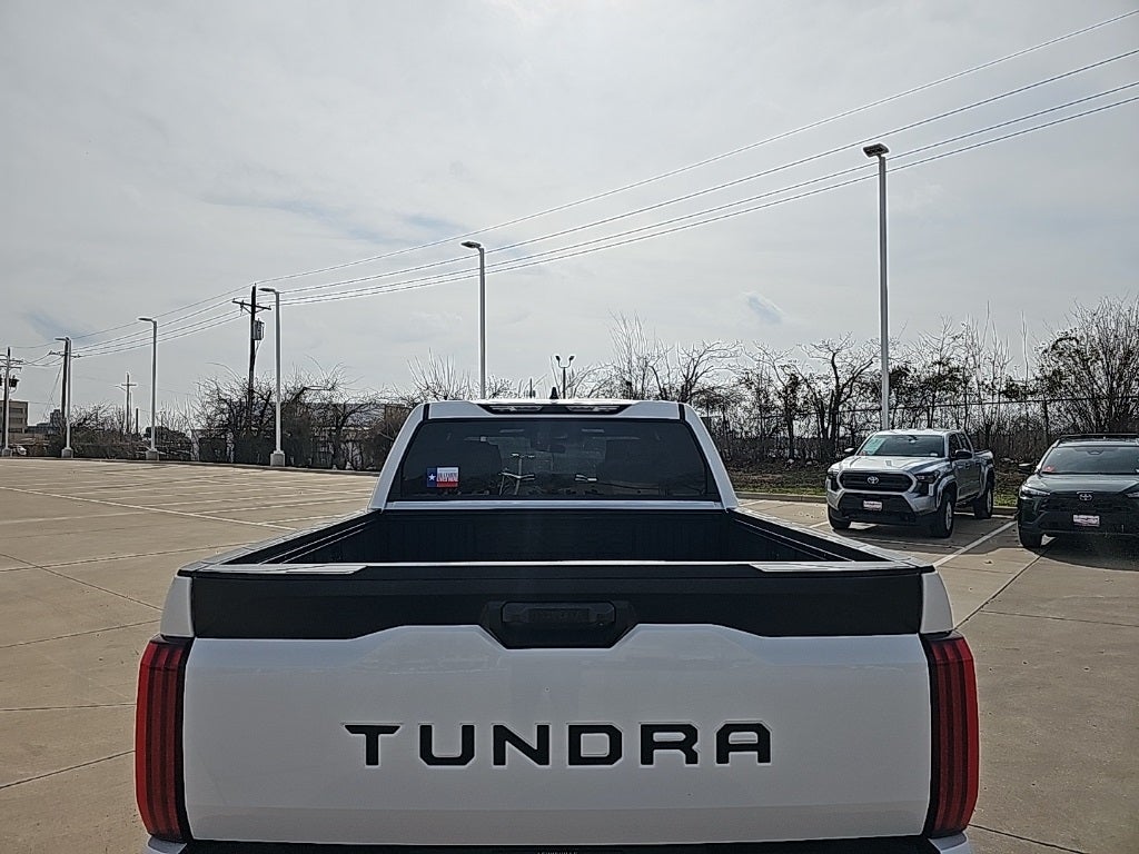2025 Toyota Tundra SR5