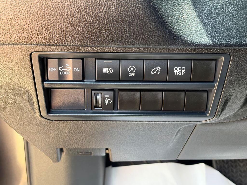 2025 Toyota Tundra SR5
