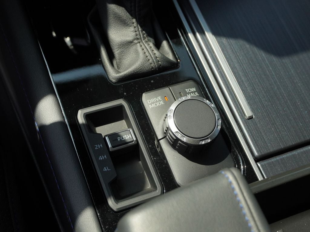 2024 Toyota Tundra Hybrid Platinum