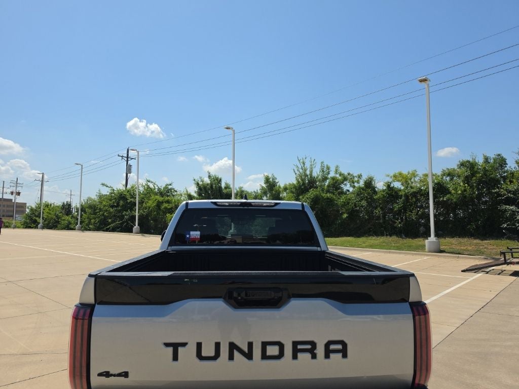 2024 Toyota Tundra Hybrid Platinum