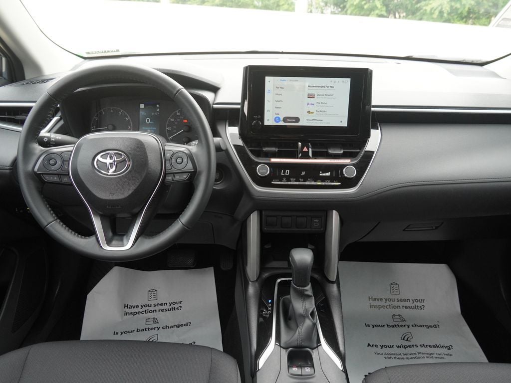 2024 Toyota Corolla Cross LE