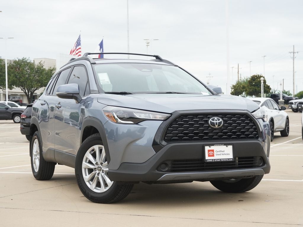 2024 Toyota Corolla Cross LE