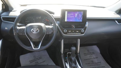 2025 Toyota Corolla Cross LE