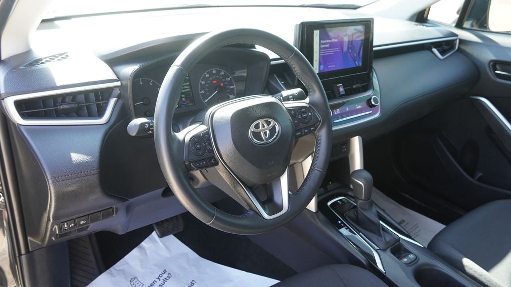 2025 Toyota Corolla Cross LE