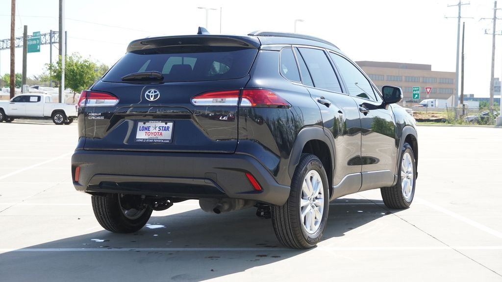 2025 Toyota Corolla Cross LE