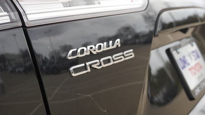 2025 Toyota Corolla Cross LE