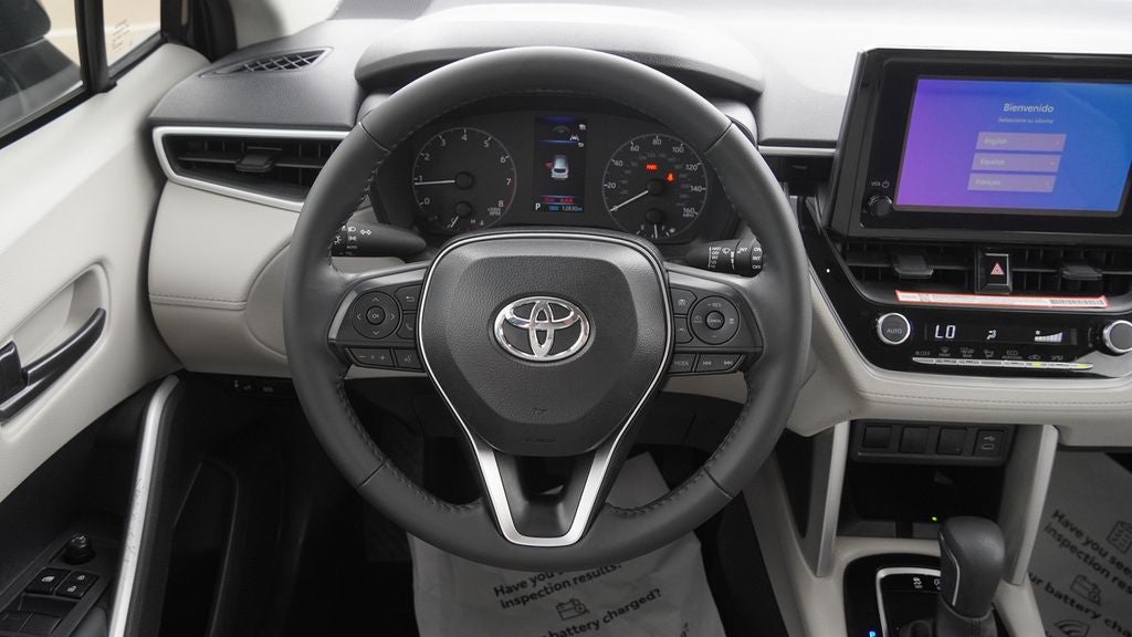 2025 Toyota Corolla Cross LE