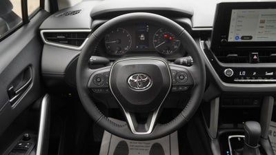 2025 Toyota Corolla Cross LE