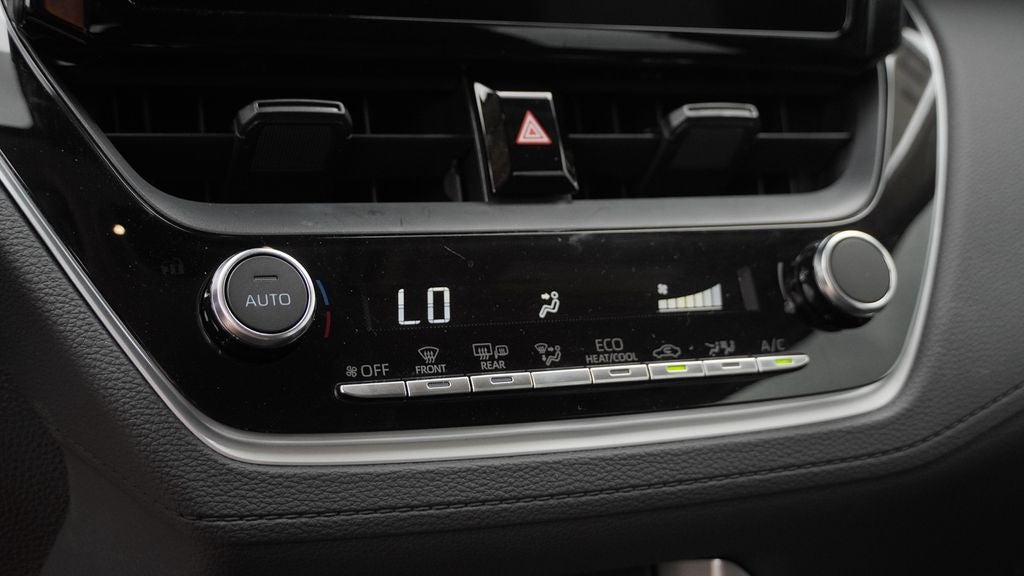 2025 Toyota Corolla Cross LE