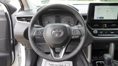 2025 Toyota Corolla Cross LE