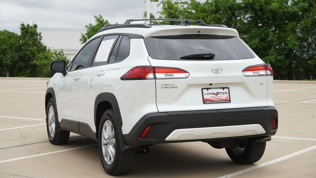2025 Toyota Corolla Cross LE