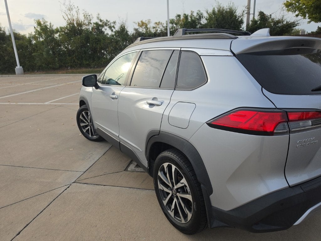 2022 Toyota Corolla Cross XLE