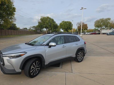 2022 Toyota Corolla Cross XLE