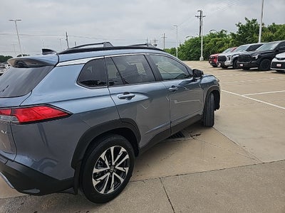 2025 Toyota Corolla Cross XLE