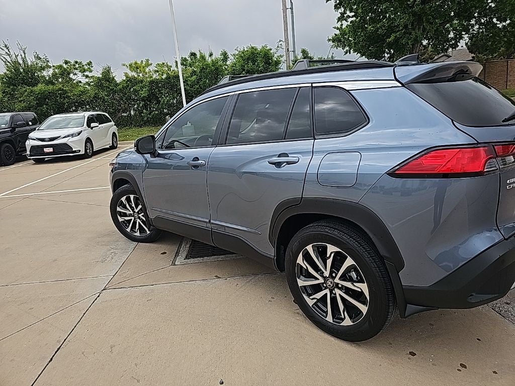 2025 Toyota Corolla Cross XLE