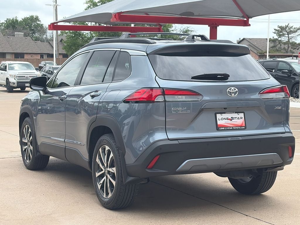 2025 Toyota Corolla Cross XLE