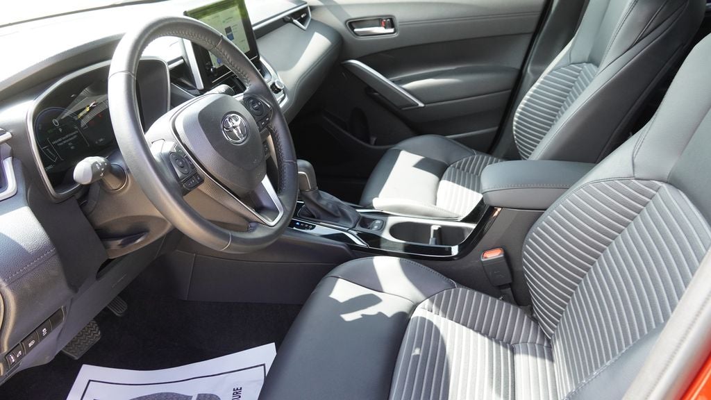 2024 Toyota Corolla Cross Hybrid XSE