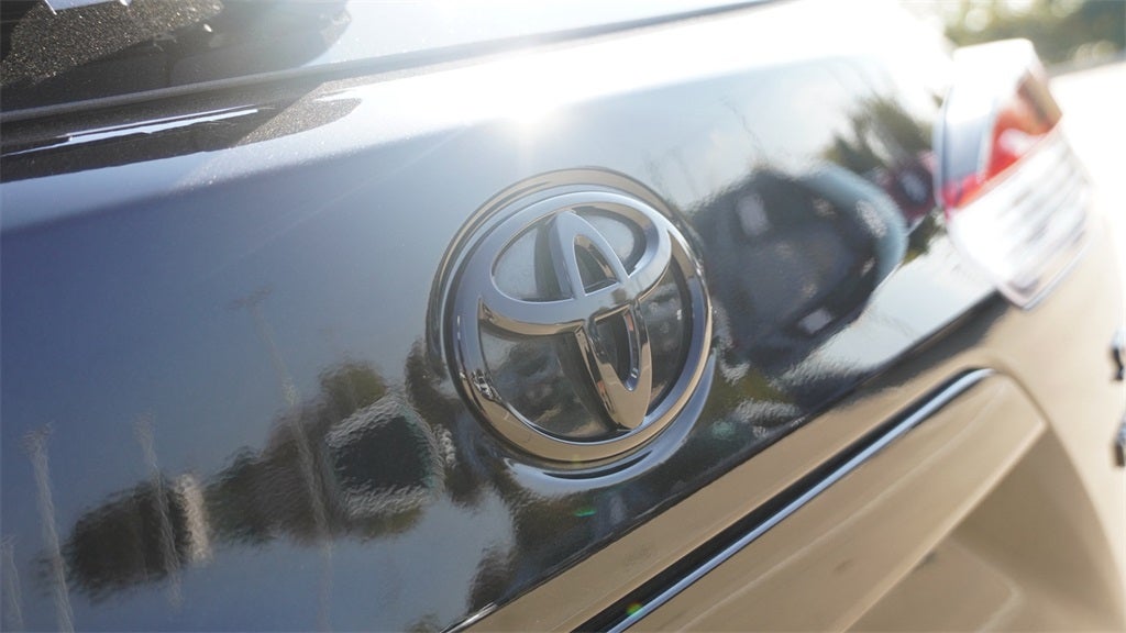 2024 Toyota Corolla Cross Hybrid SE