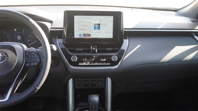 2024 Toyota Corolla Cross Hybrid SE