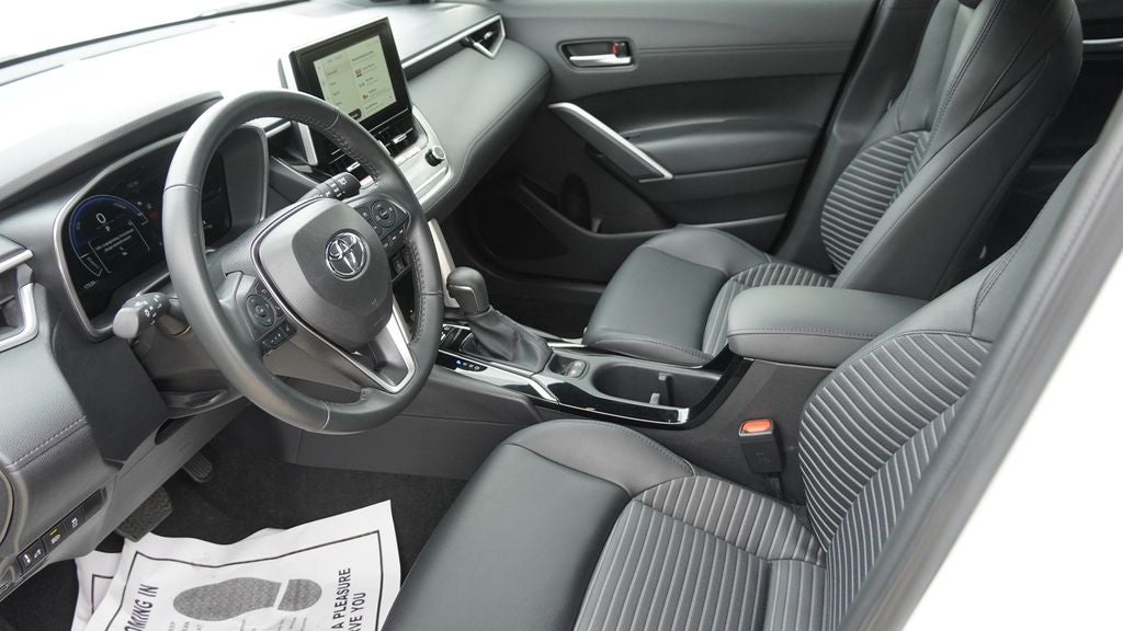 2024 Toyota Corolla Cross Hybrid XSE