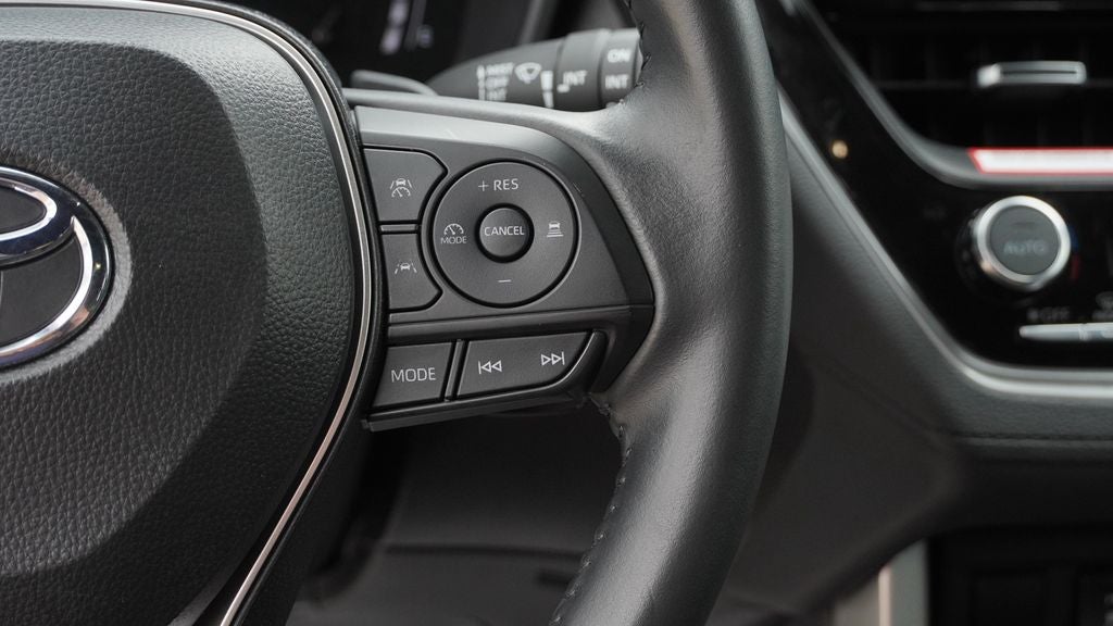 2024 Toyota Corolla Cross Hybrid XSE