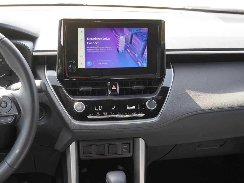2024 Toyota Corolla Cross Hybrid SE