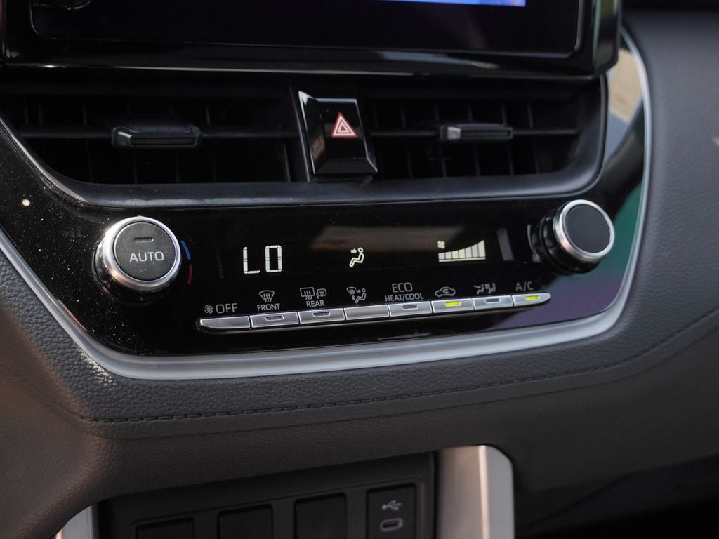 2024 Toyota Corolla Cross Hybrid SE