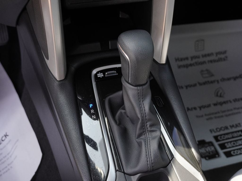 2024 Toyota Corolla Cross Hybrid SE