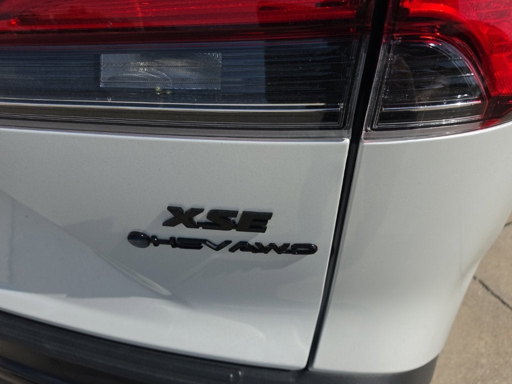 2026 Toyota Corolla Cross Hybrid XSE