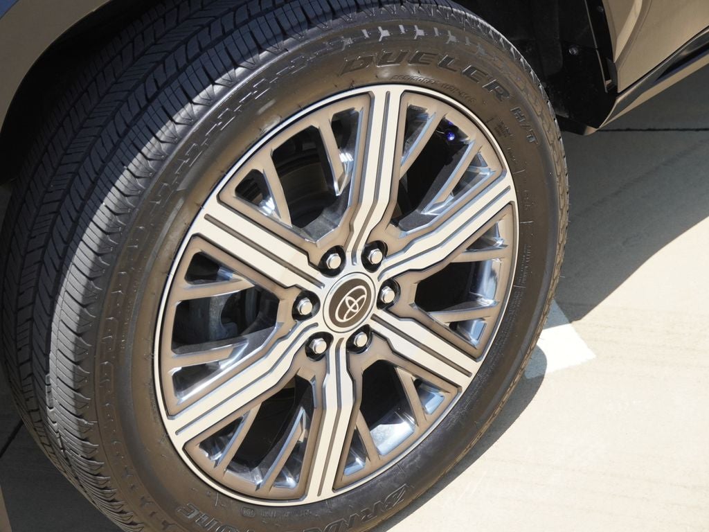 2023 Toyota Sequoia Capstone