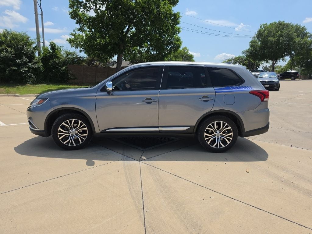 2018 Mitsubishi Outlander ES