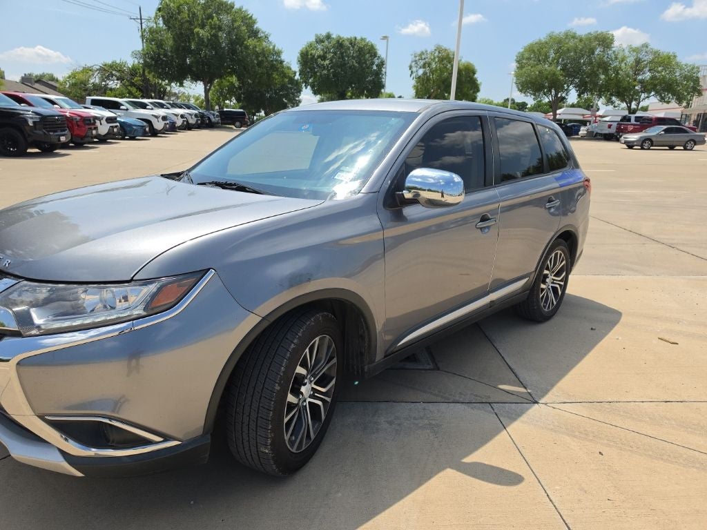 2018 Mitsubishi Outlander ES