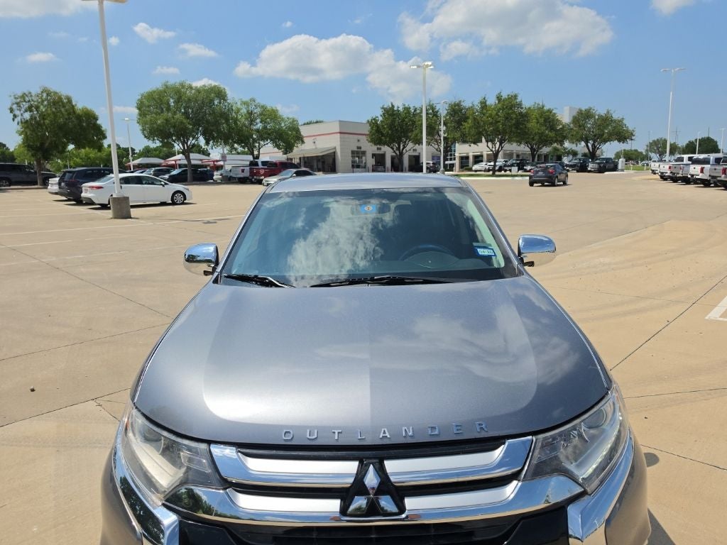 2018 Mitsubishi Outlander ES