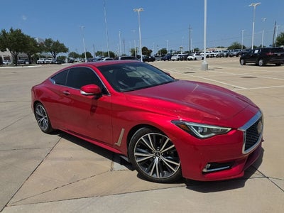 2022 INFINITI Q60 LUXE
