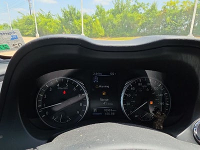 2022 INFINITI Q60 LUXE