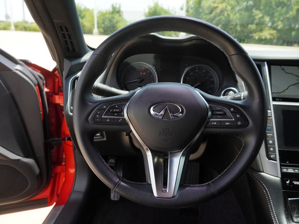 2022 INFINITI Q60 LUXE
