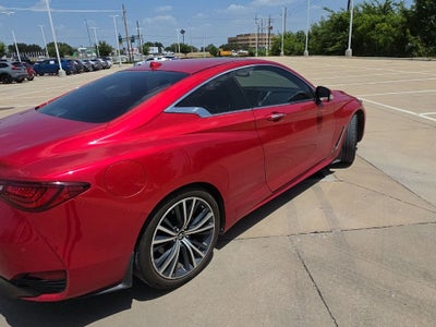 2022 INFINITI Q60 LUXE