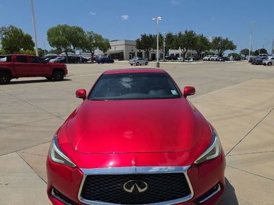 2022 INFINITI Q60 LUXE