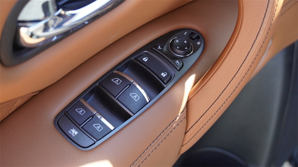 2024 INFINITI QX80 Sensory