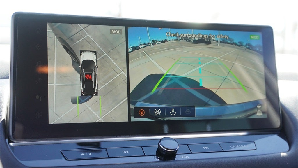 2025 Nissan Rogue SL