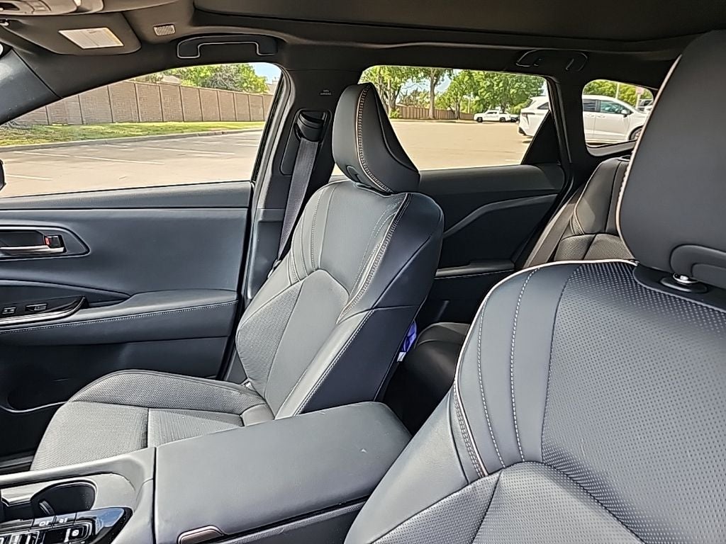 2025 Toyota Crown Signia Limited