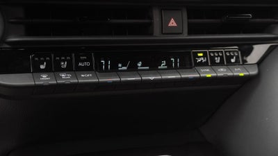 2025 Toyota Crown Signia Limited