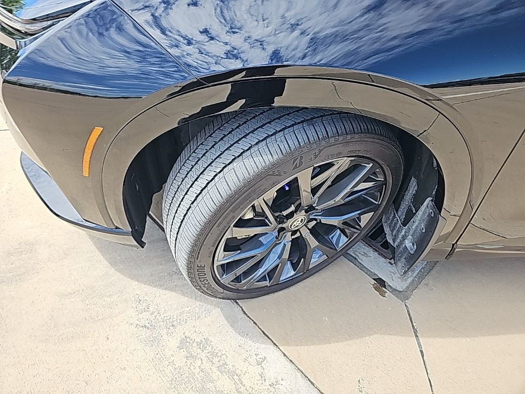 2025 Toyota Crown Signia Limited