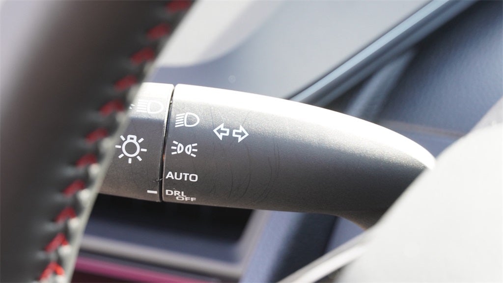 2025 Toyota Prius Plug-In Hybrid XSE