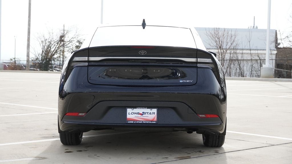 2026 Toyota Prius Plug-In Hybrid SE