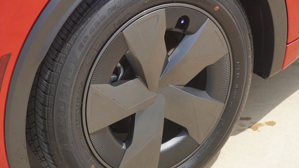 2025 Toyota Prius Plug-In Hybrid SE