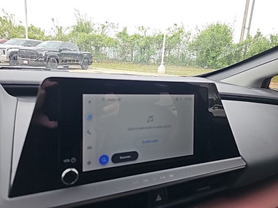 2025 Toyota Prius Plug-In Hybrid SE