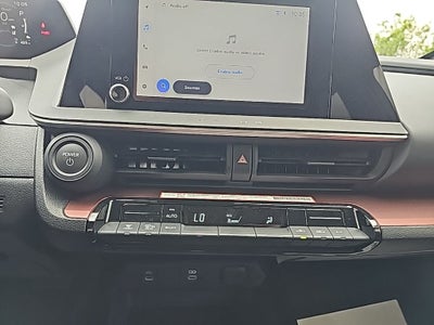 2025 Toyota Prius Plug-In Hybrid SE