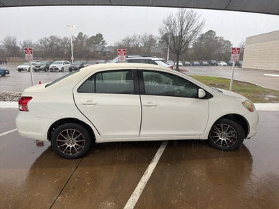 2008 Toyota Yaris Base