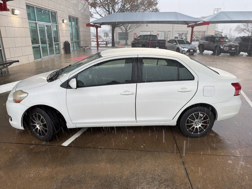 2008 Toyota Yaris Base